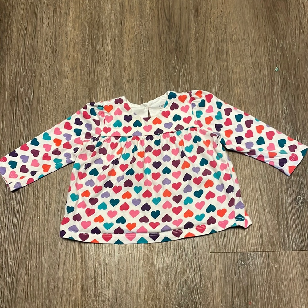 BabyGap- heart shirt